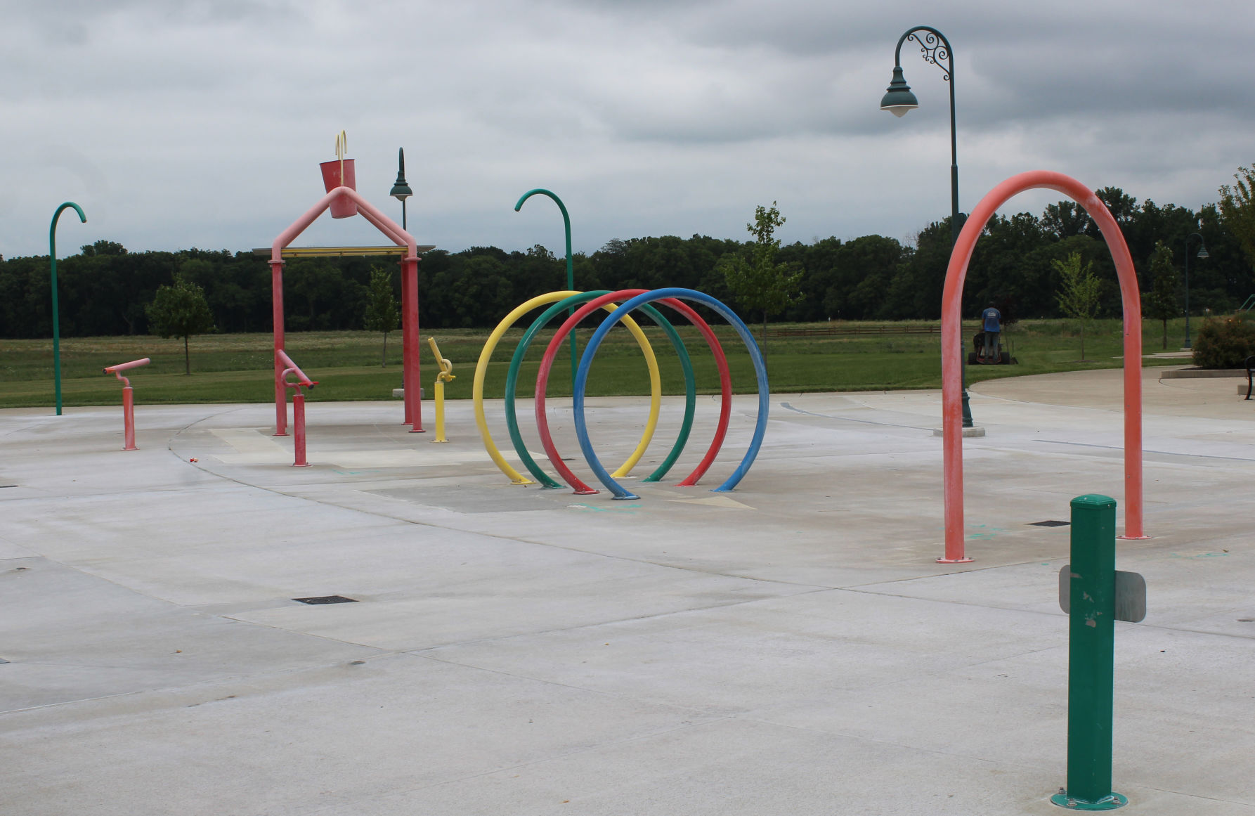 Splash Pad to remain closed another 2 weeks
